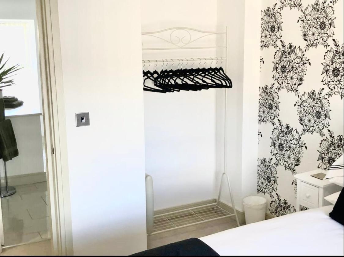 Stylish, Spacious 1 Bedroomed Maisonette In Otley. Otley  Ngoại thất bức ảnh